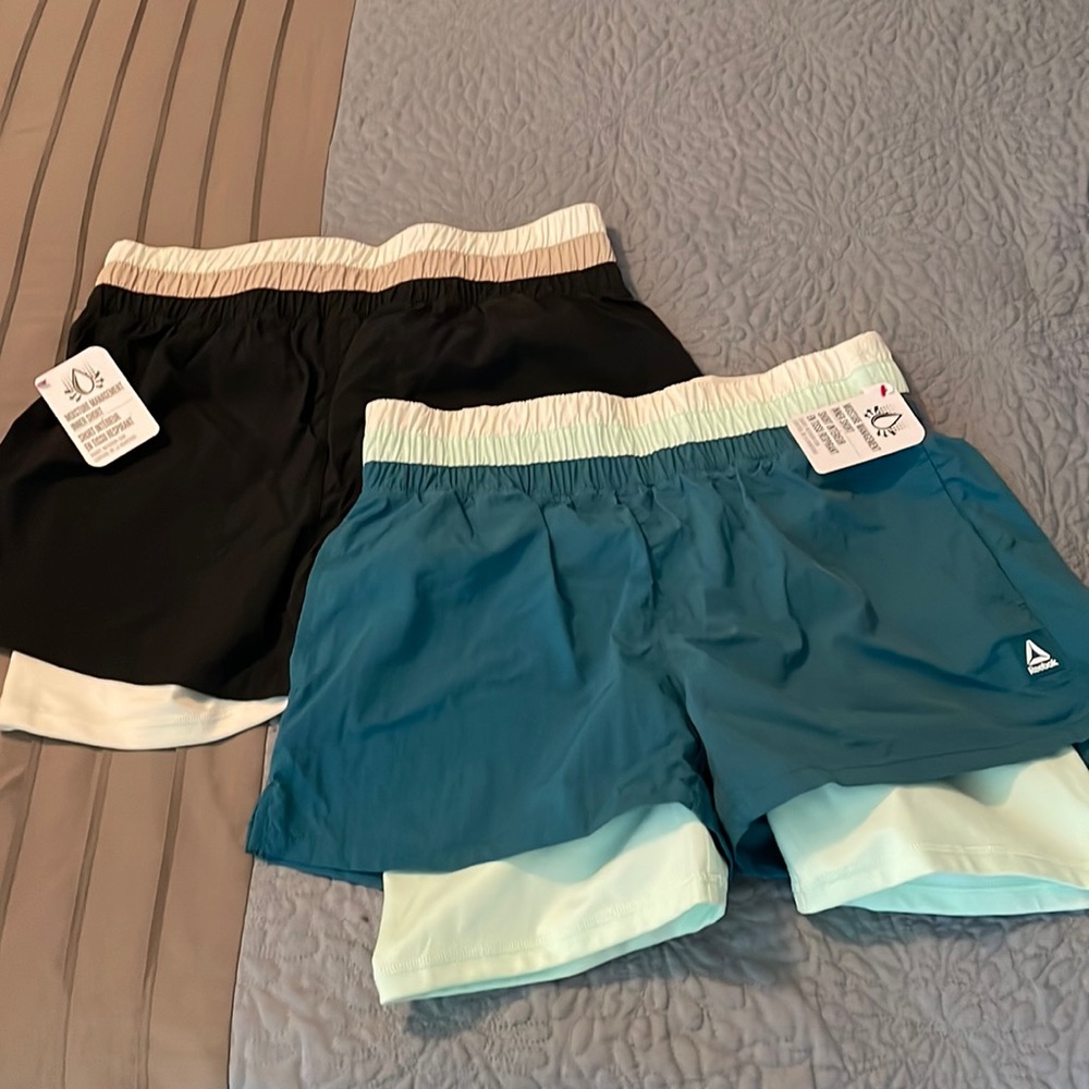 Reebok women’s workout shorts size Small
